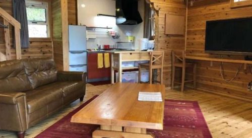 橙色小屋別墅 客廳